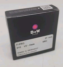 B+W 37mm UV - Haze F-Pro Lense Filter