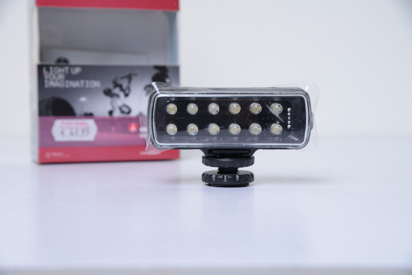 Manfrotto ML120 Pocket-12 LED light [120LUX/1mtr - 5600°K]