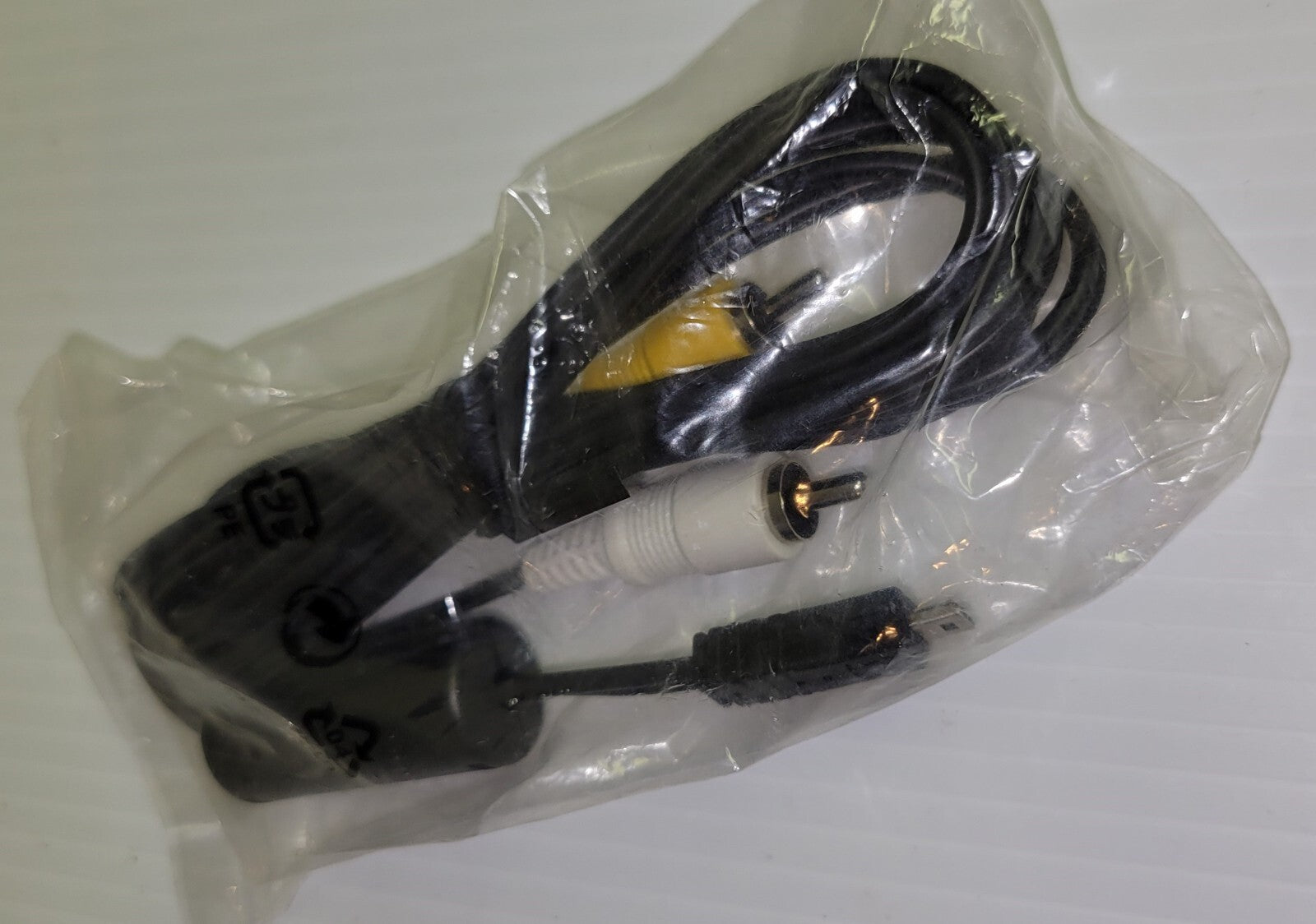Nikon EG-CP14 Audio Video Cable