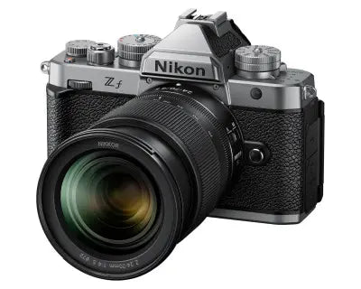 Nikon Zf Silver + Z 24-70mm f/4 S + SDXC 128GB