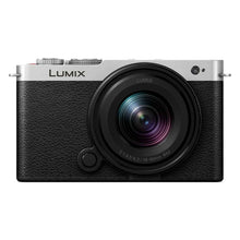Panasonic LUMIX S9 + S 18-40mm F4.5-6.3 Lens Silver/Black