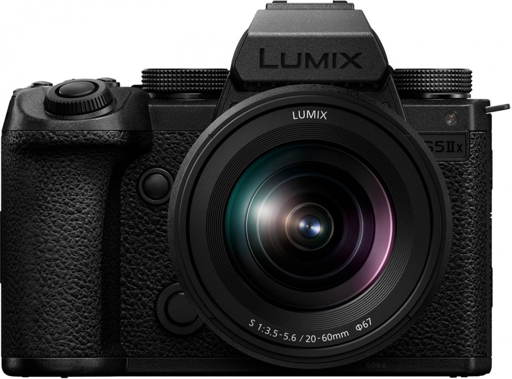 Panasonic LUMIX S5 IIX + S 20-60mm