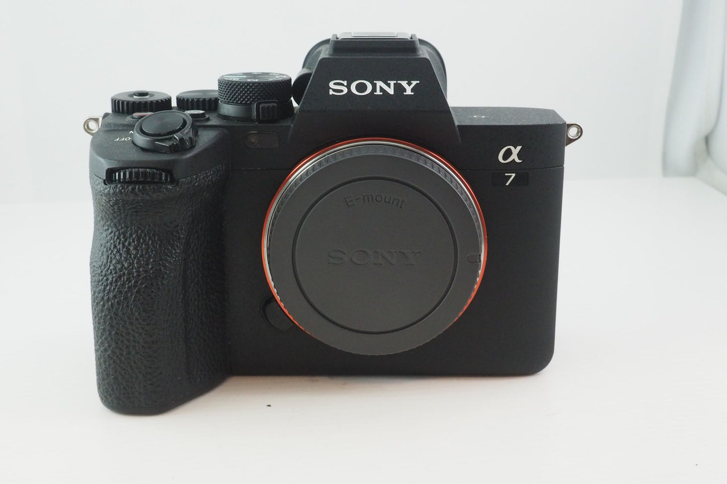 US. SONY 7 IV MAT. 6633089