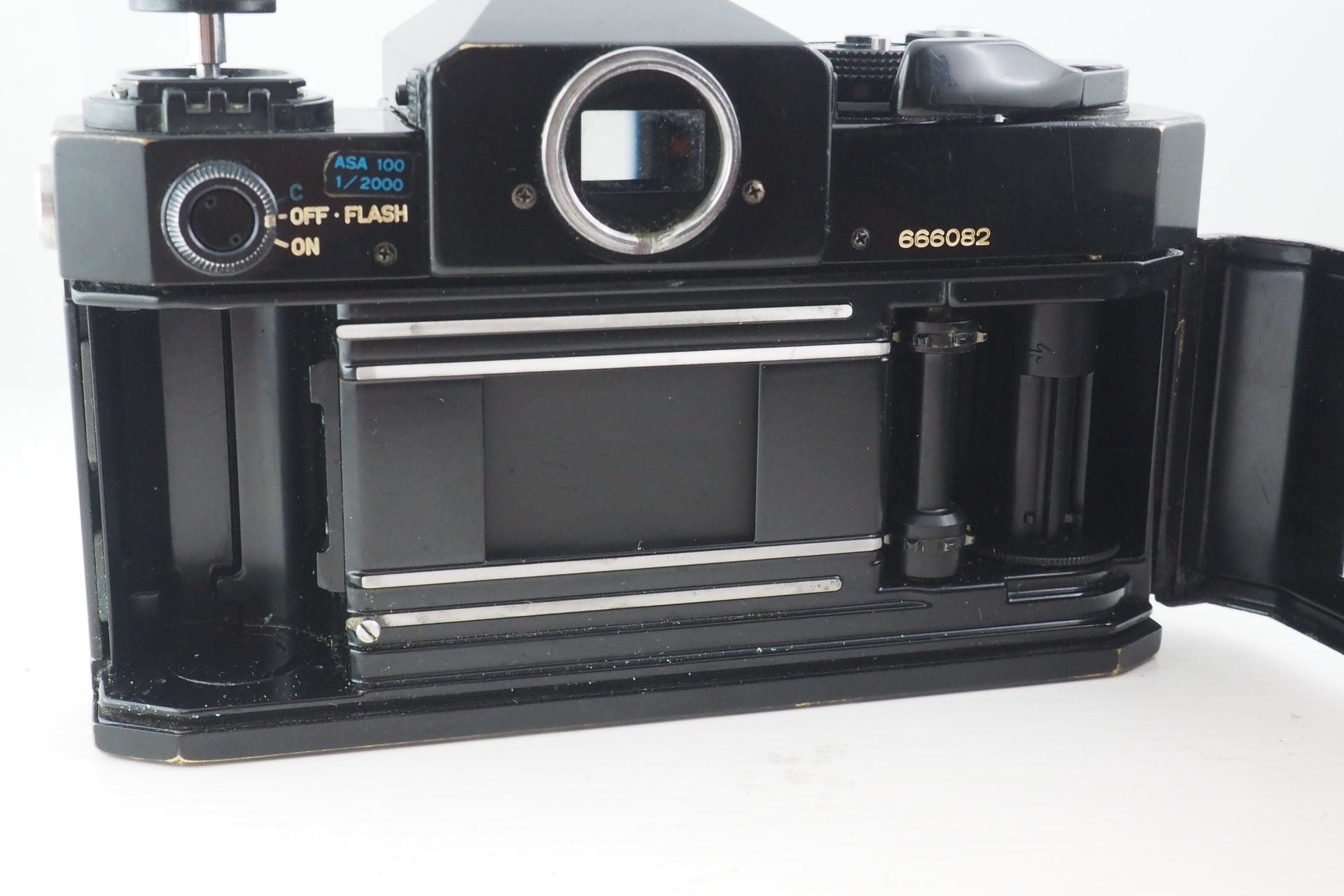 US. CANON F1 OLD FD MAT. 666082