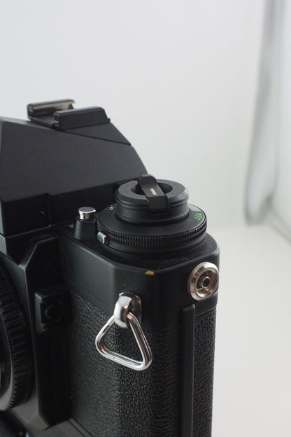 US. CANON F1 NEW FD + IMPUGN. MAT. 156893