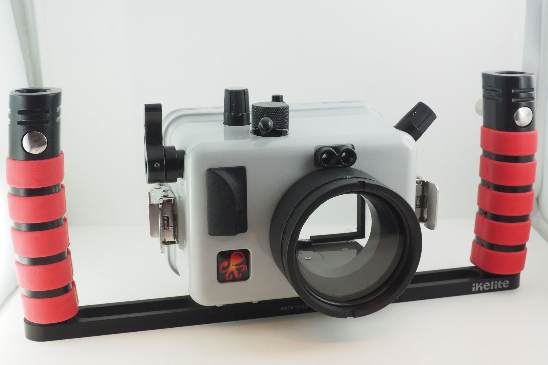 US. IKELITE CASE #6116.15 + IMP. + WIDE