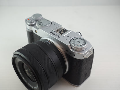US. FUJI X-M5 SILVER KIT 15-45 50023404