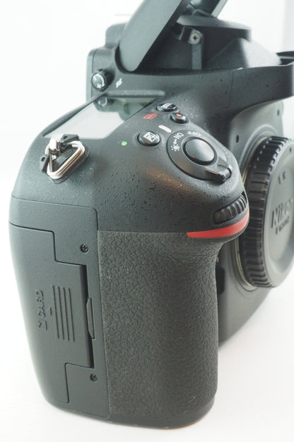 US. NIKON D800 MAT. 6052354 (35.000 scatti)