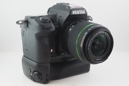 PENTAX K5II KIT18-55+ BATTERYGRIP (14.100 SCATTI)