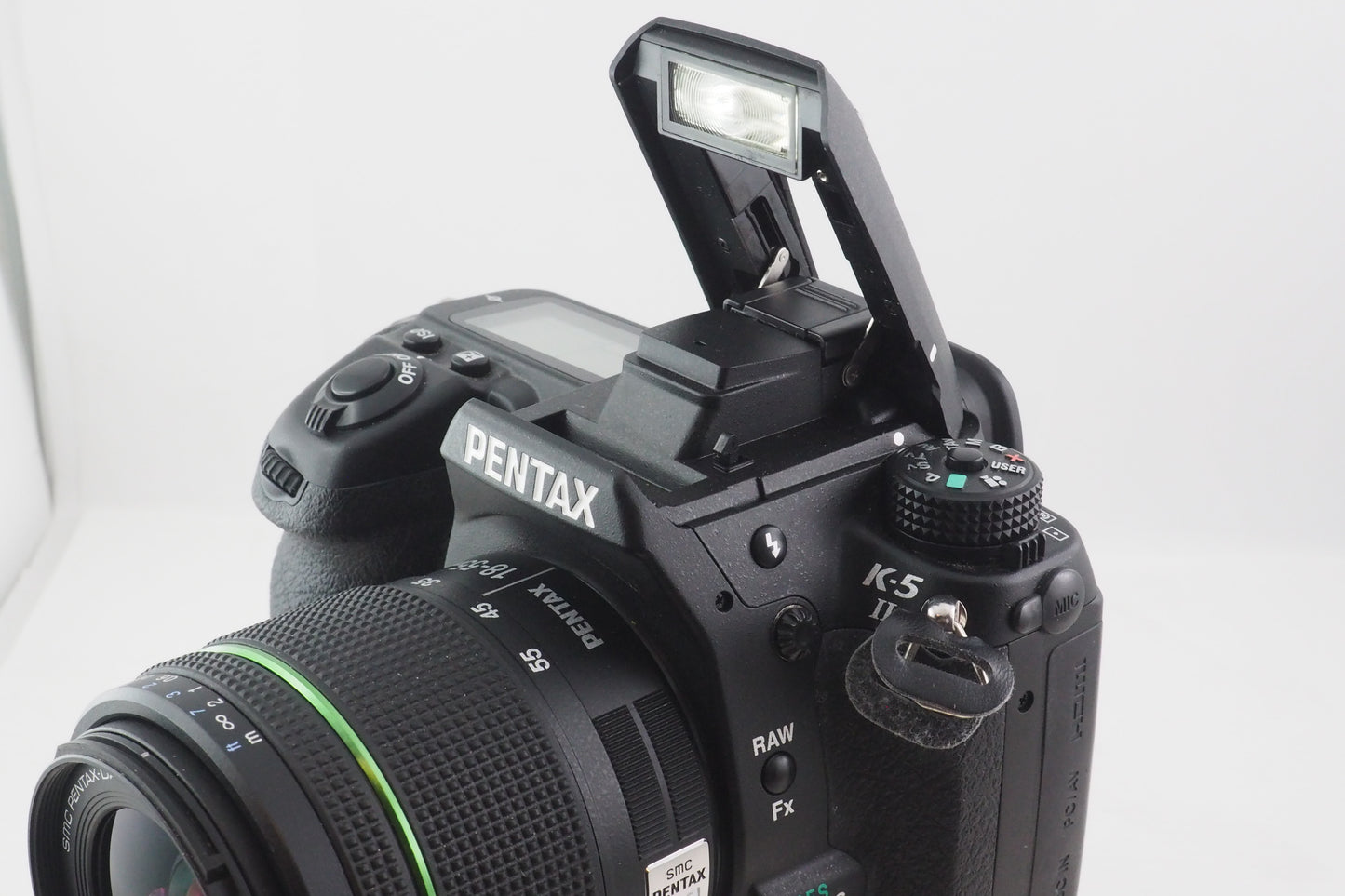 PENTAX K5II KIT18-55+ BATTERYGRIP (14.100 SCATTI)